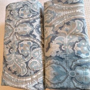 PotteryBarn King Shams